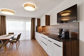 Attractive Flat With Beautiful Views