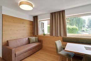 Attractive Flat With Beautiful Views