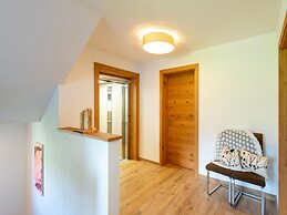 Beautiful Flat in Hart With Fitness Room