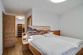 Beautiful Flat in Hart With Fitness Room