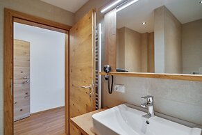 Beautiful Flat in Hart With Fitness Room