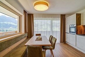 Beautiful Flat in Hart With Fitness Room