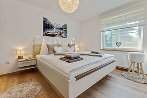 Holiday Home Near Lake