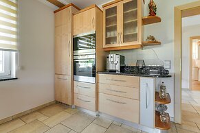 Holiday Home Near Lake