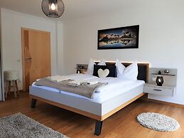 Holiday Home Near Lake
