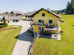 Holiday Home Near Lake