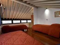 Cozy Apartment in Lovere near Lake