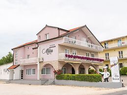 Apartment in Imotski Near the Lake