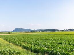 Belvilla by OYO Lira