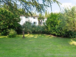 Belvilla by OYO Lira