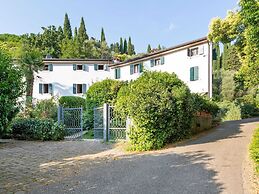 Belvilla by OYO Lira