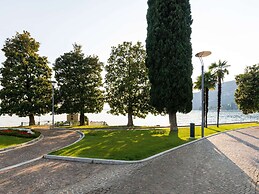 Belvilla by OYO Lira