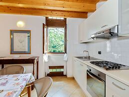 Belvilla by OYO Lira