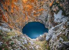 Apartment in Imotski With Parking