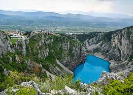 Apartment in Imotski With Parking