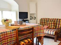 Comfortable Holiday Home in Pistoia With Pool