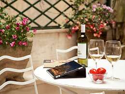 Apartment near Piazza del Popolo & Villa Borghese