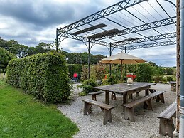 Wonderful Holiday Home in Saint-hubert With Sauna