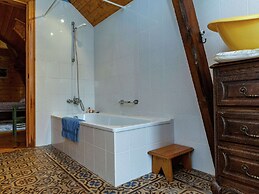 Wonderful Holiday Home in Saint-hubert With Sauna
