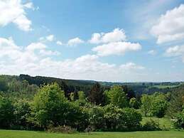 Spacious Villa in Ovifat With Sauna