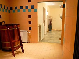 Spacious Villa in Ovifat With Sauna