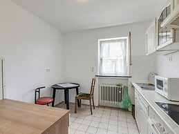 Charming Apartment in Fuldabruck With Garden