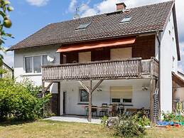 Charming Apartment in Fuldabruck With Garden