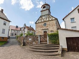 Charming Apartment in Fuldabruck With Garden
