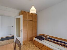 Charming Apartment in Fuldabruck With Garden