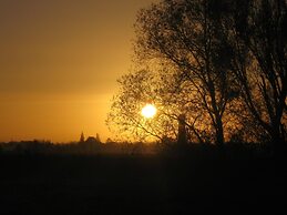 Diksmuide Mansion With Games