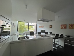 Modern Holiday Home Near Bruges and the North Sea