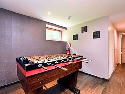 Luxurious Chalet in Beauraing With Sauna