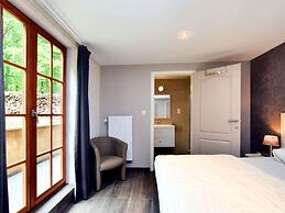 Luxurious Chalet in Beauraing With Sauna