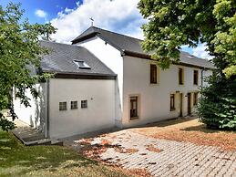 Fine Group House With Sauna Garden