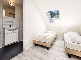 Fine Group House With Sauna Garden