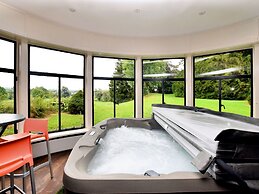 Magnificent Luxury Chateau in Vast Garden with Sauna & Hot Tubs
