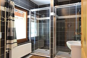 Duplex Chalet With Sauna and Terrace