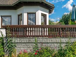 Garden View Apartment in Erzgebirge near Forest