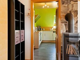 Garden View Apartment in Erzgebirge near Forest