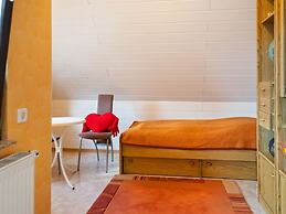 Garden View Apartment in Erzgebirge near Forest