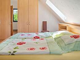 Garden View Apartment in Erzgebirge near Forest
