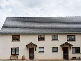 Apartment in Thuringia With Garden