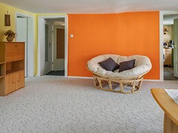 Apartment in Thuringia With Garden