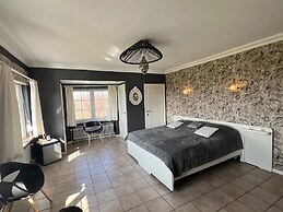 Spacious Villa With Private Pool in Theux