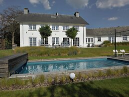Spacious Villa With Private Pool in Theux