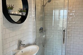 Spacious Villa With Private Pool in Theux