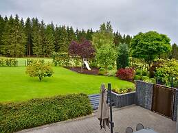 Tranquil Holiday Home in Manhay with Hot Tub near Ski Area