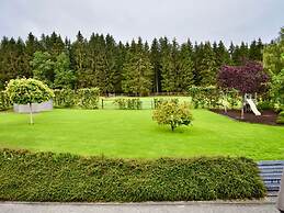 Tranquil Holiday Home in Manhay with Hot Tub near Ski Area