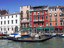 Fancy Apartment in Venice near Campo Padre Soccer Club