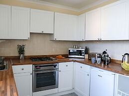 Swanky Cottage in Helensburgh near The Hill House